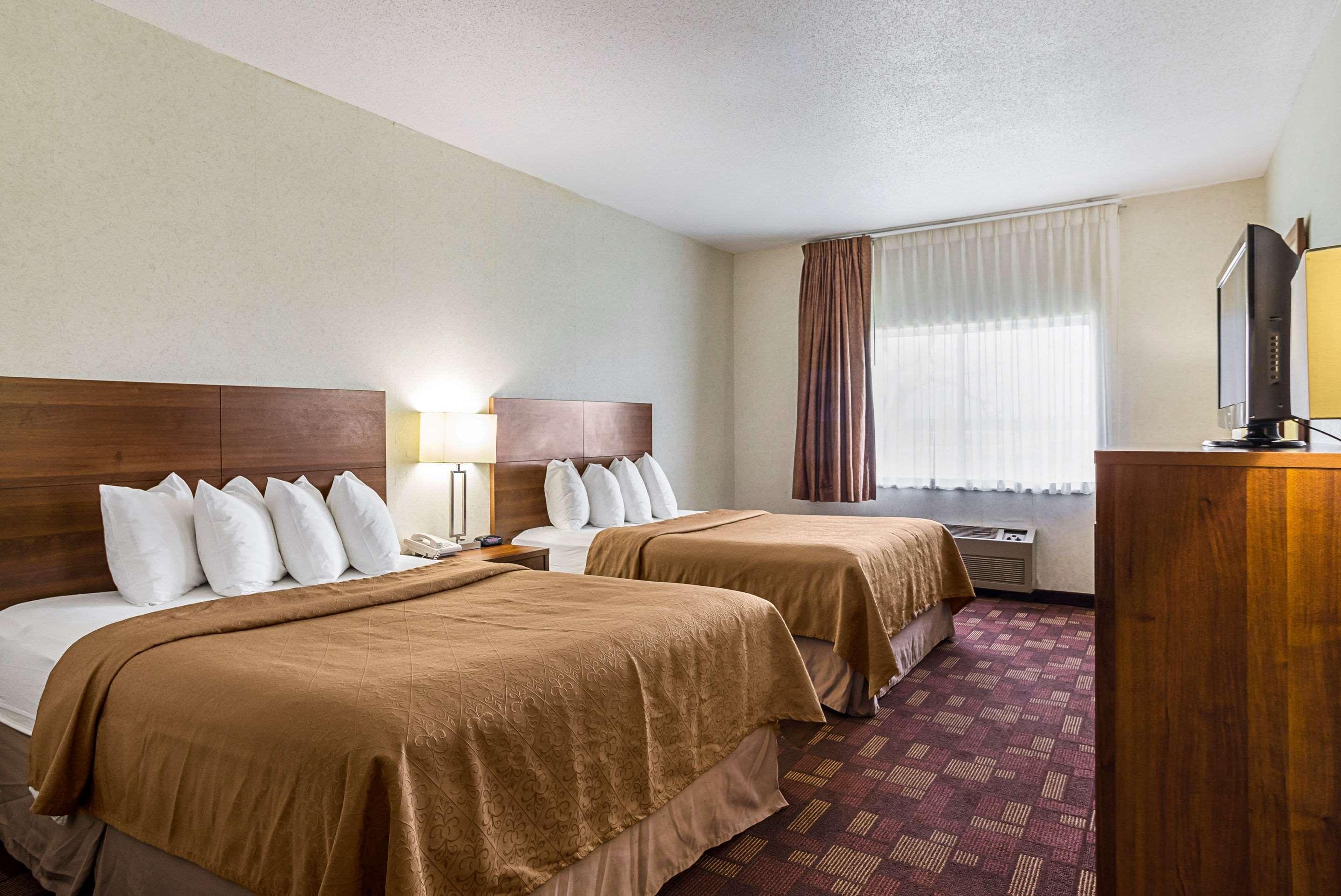 Econo Lodge Luverne I-90 Экстерьер фото