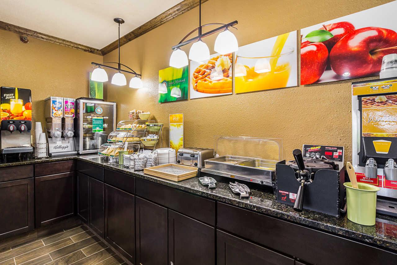 Econo Lodge Luverne I-90 Экстерьер фото